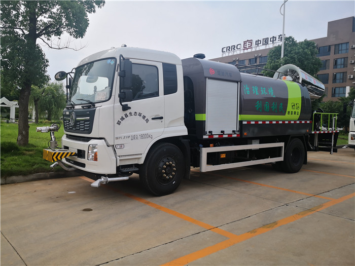 東風(fēng)天錦多功能抑塵車